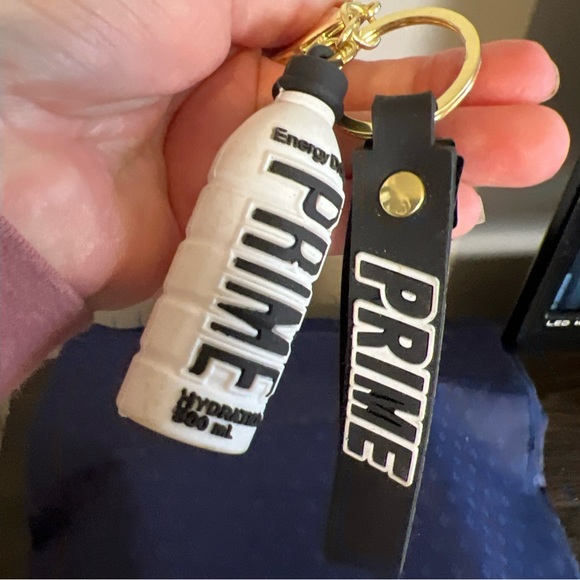 Prime Drink Keychain Black And White Workout Beverage - Picture 11 of 11